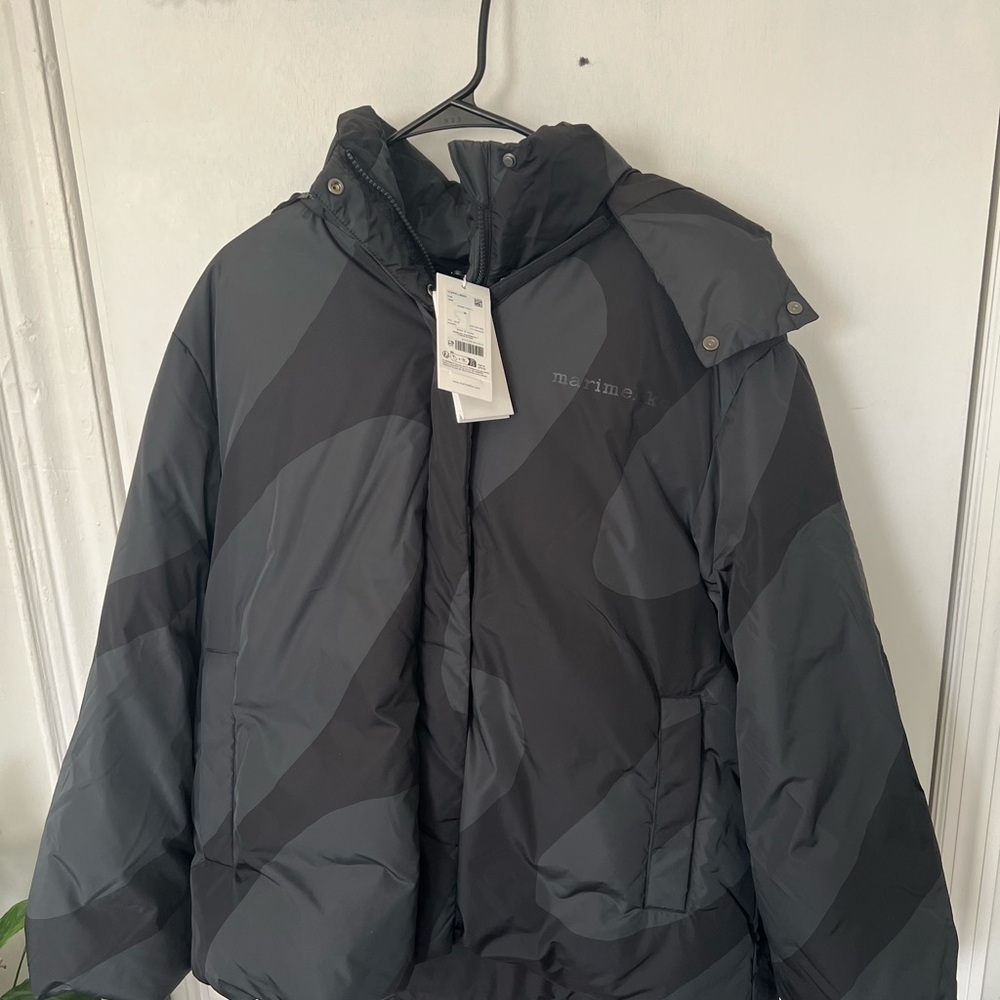 Marimekko Toppa Linssi Down Jacket